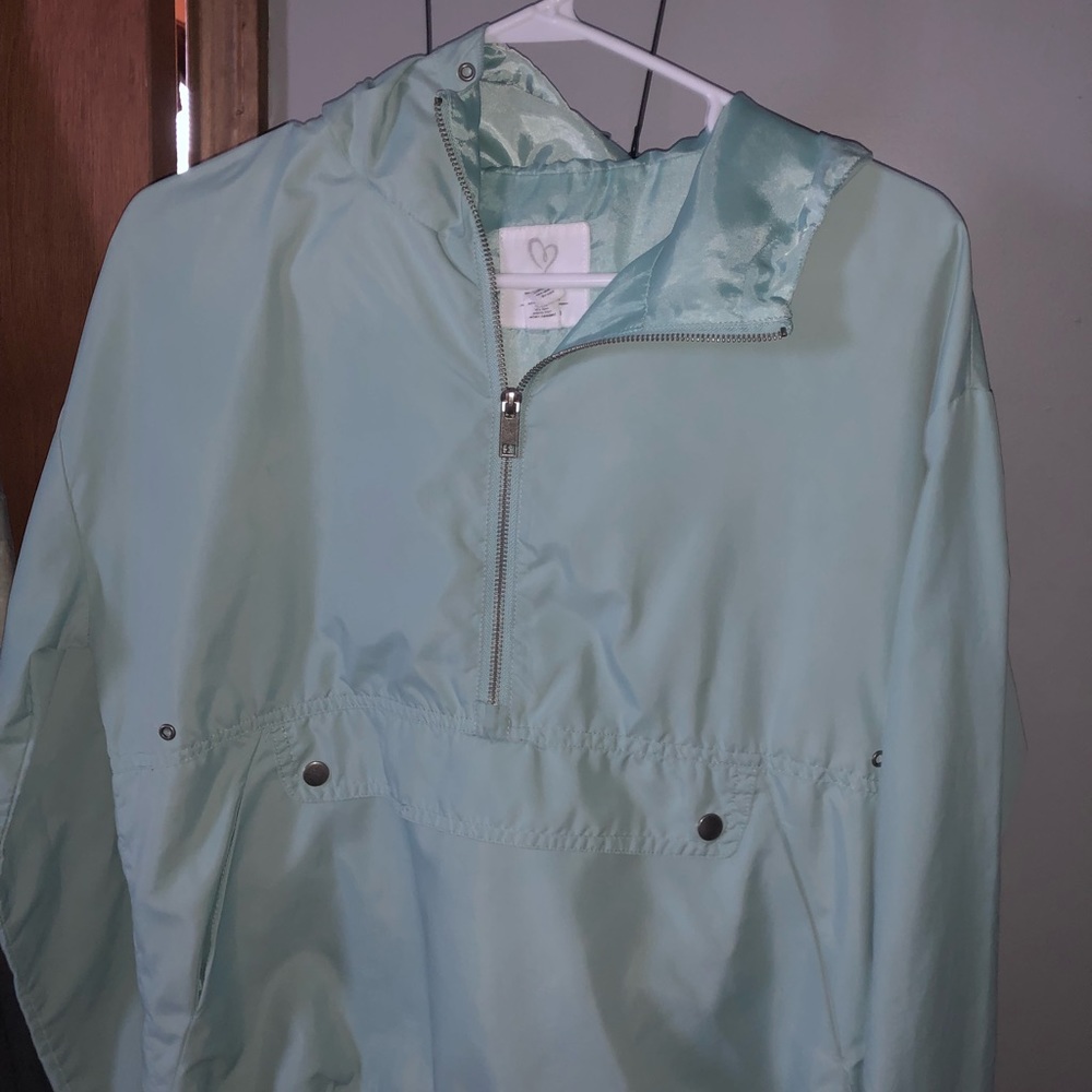 wind breaker